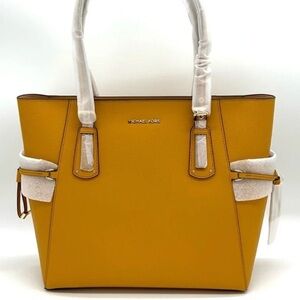 Michael Kors Voyager EW Tote Bag Leather Marigold